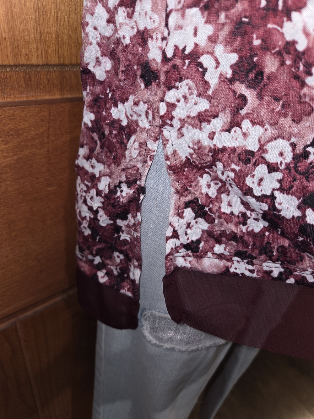 Simply Vera Vera Wang Burgundy Floral Short-Sleeve Tee - Picture 5 of 11